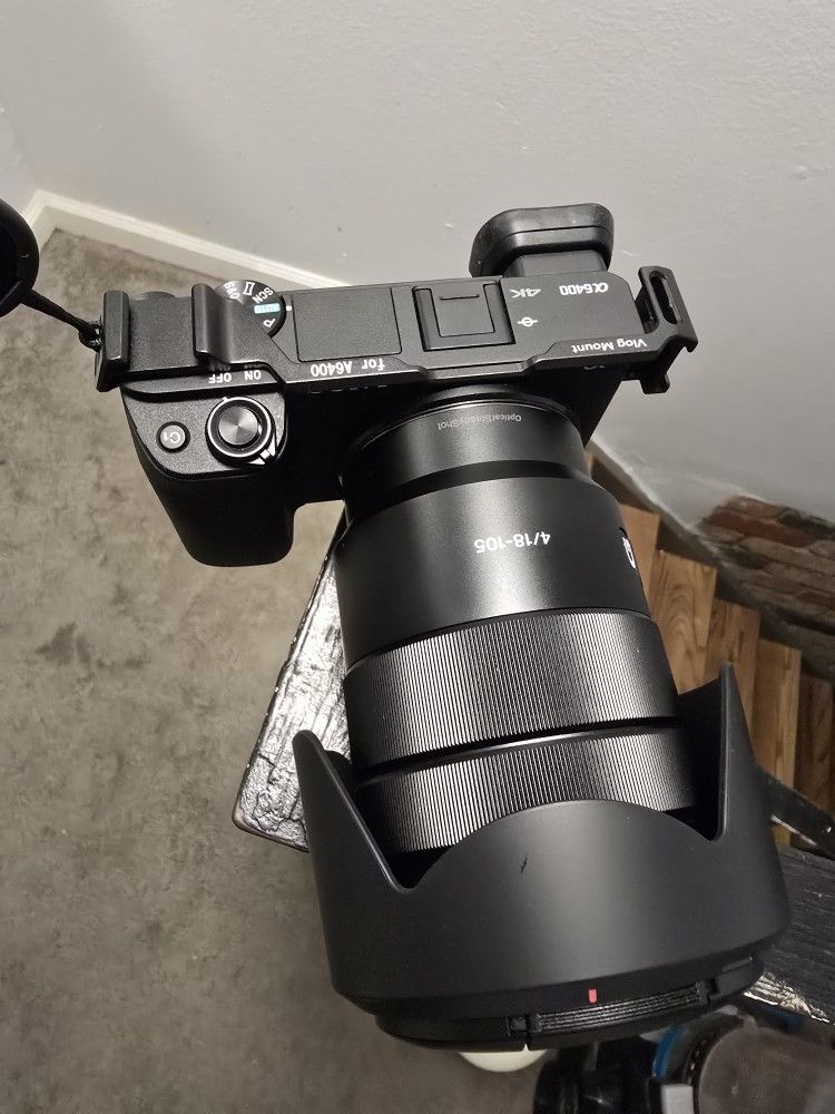 Sony A6400