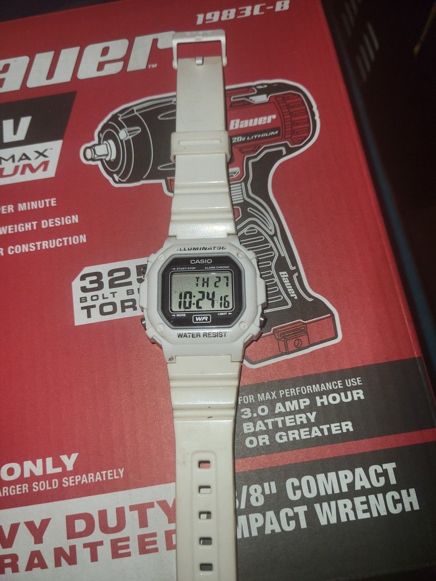 Casio 3224 White Unisex Watch