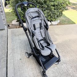 CYBEX Eezy S Twist - Compact Stroller with 360° Swivel Seat