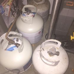 Propane tanks for grill