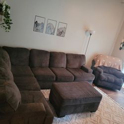 Grey Sectional With Recliner And Ottoman