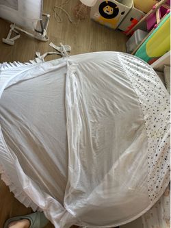 Crib tent - white & stars