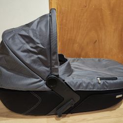 BRAND NEW UPPABABY BASSINET BABY CARRIER