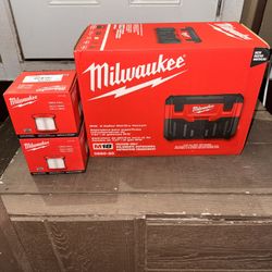 Milwaukee Vacuum +++ 2 Filters 