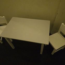 Ikea Sundvik Kids Table and 2 Chairs