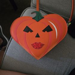 Betsey JOHNSON Cute pumkin Purse