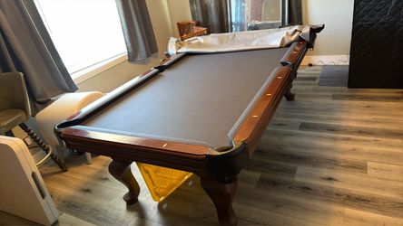 Pool table