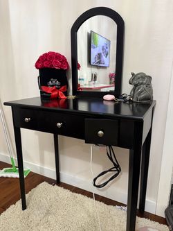 Black vanity