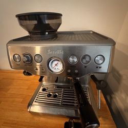 Breville Barista Express Espresso Machine