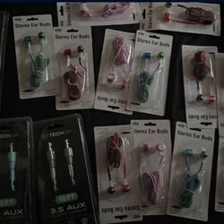 Lot Of Electronic Accessories (READ BELOW FOR PRICES)