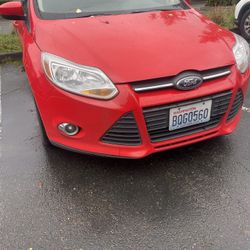 2012 Ford Focus SE - 137k Miles - Clean title