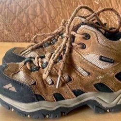 KIDS HIKING BOOTS 