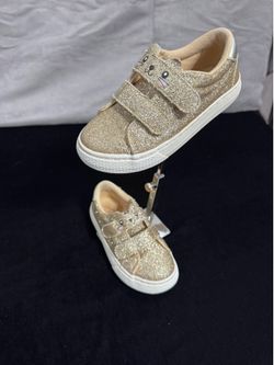 Girls Size 9 Gold Bunny Shoes
