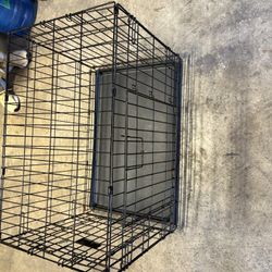 MEDIUM DOG SIZE CRATE 