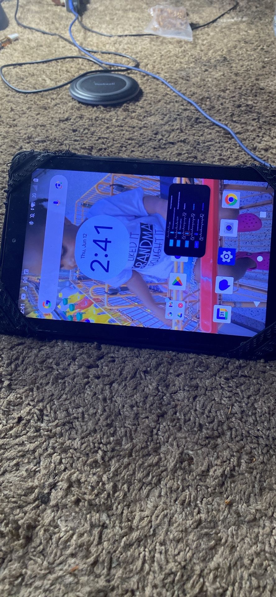 Tablet With Case/stand
