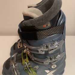 Salomon Ski Boots Size 24-24.5
