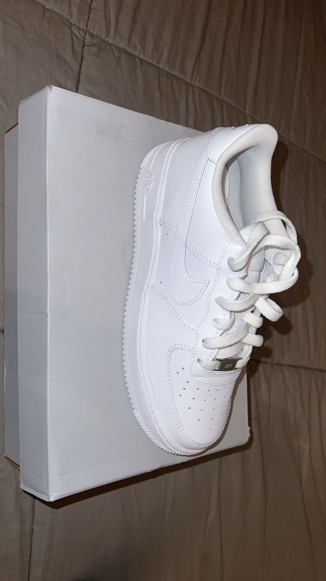  Nike Air Force 1