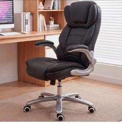New assembled Big and Tall Office Chair 400lb Wide Seat, Ergonomic High Back Leather Executive Desk Chair with Flip-up Arms, Black