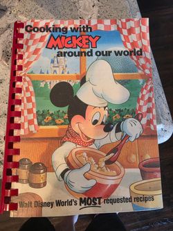 Cooking With Mickey Around The World book $20 FIRM