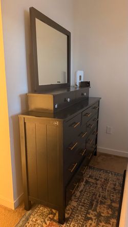 DARK NAVY BEDROOM FURNITURE (KING)