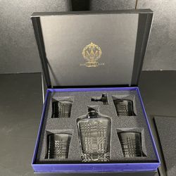 Maketh The Man Art Deco Whiskey Decanter & 4 Glasses Set In Elegant Gift Box 
