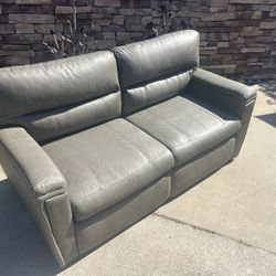 Very Nice RV Sofa Sleeper