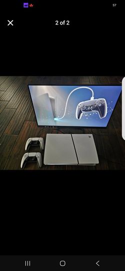 Ps5 Slim edition 2 controllers