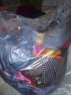 Lot womens clothes S-M