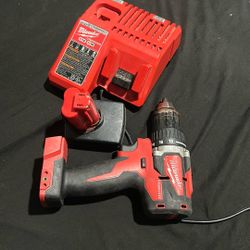 Milwaukee M18 1/2in Compact Brushless Drill/Driver & Milwaukee Battery Charger M12  M18 & Milwaukee Lithium 4.0 Battery 