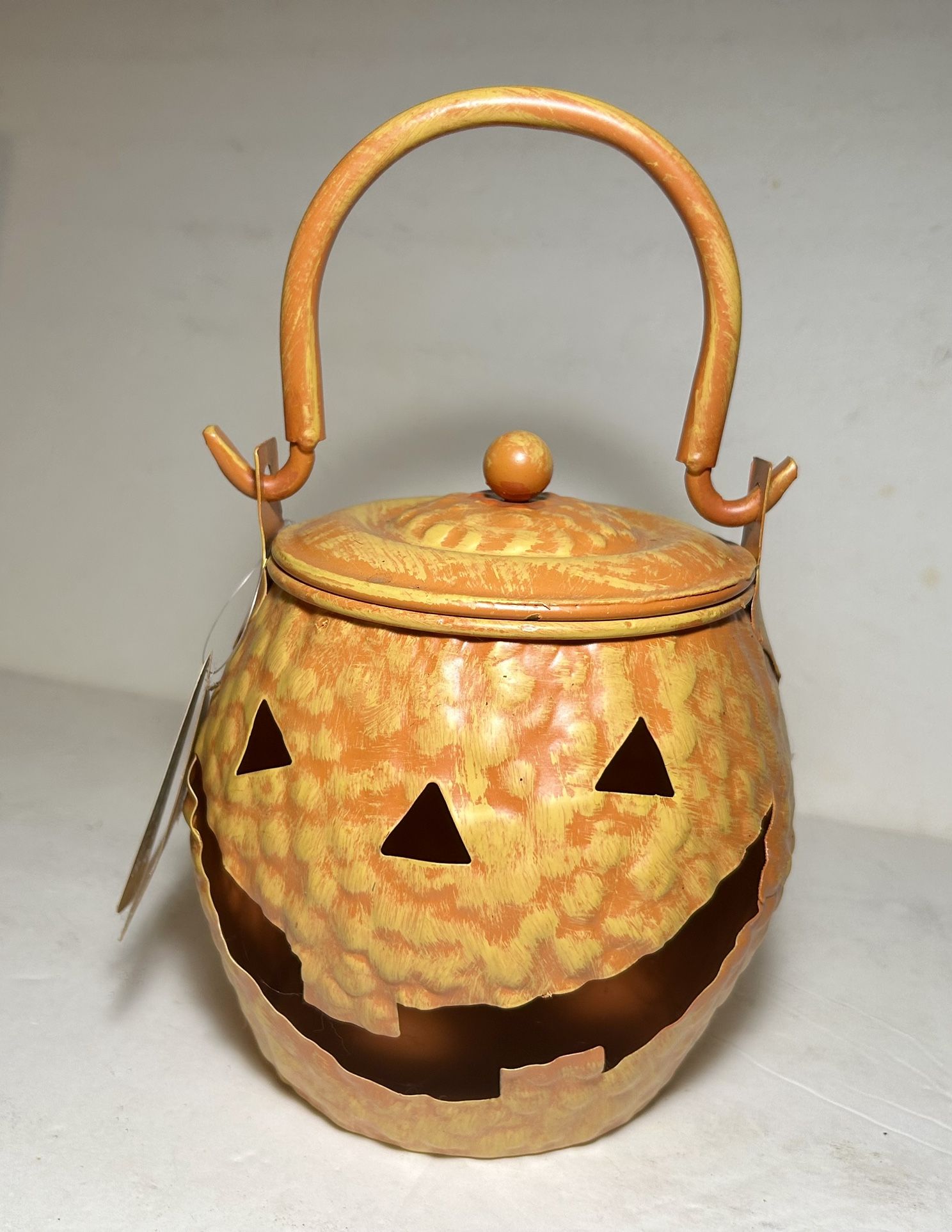 Halloween Small Jack O’ Lantern Cauldron With Lid Orange Color New With Tags