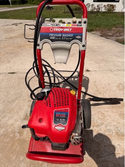 Briggs & Stratton Pressure Washer