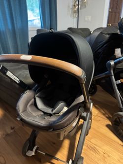 Evenflo dual shift  car seat with base