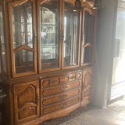 China Cabinet Hutch