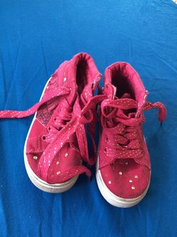 Kids get sz. 7 hot pink with glitter and stones