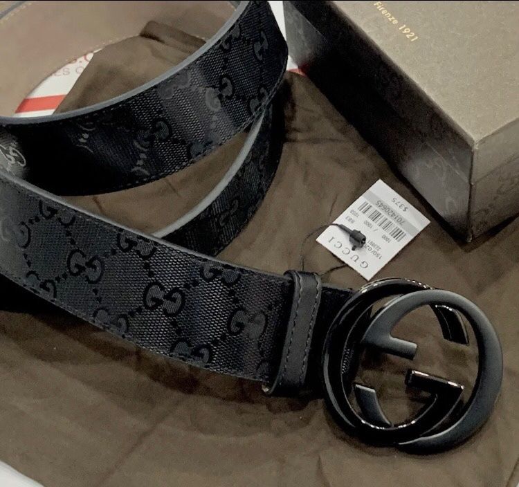 Mens Gucci Belt Monogram Black Shiney GG Interlock Belt Authentic for Sale  in Thornwood, NY - OfferUp