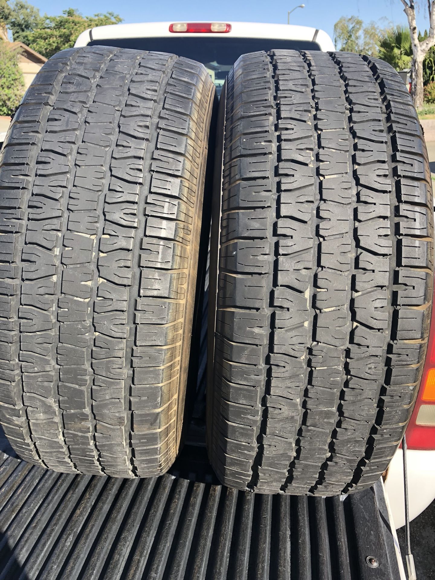285/70/15 BFGoodrich Radial T/A Tires