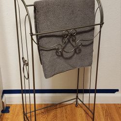 Metal Towel/Blanket Rack