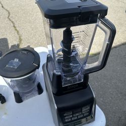 Ninja Auto-IQ Blender Duo / Countertop Blender – 1200W 