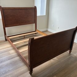 Bedroom set