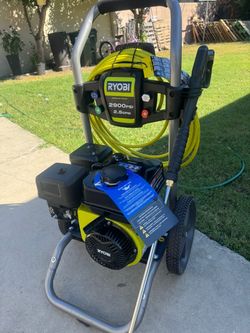 2900 PSI 2.5 GPM Cold Water Gas Pressure Washer with 212cc Engine