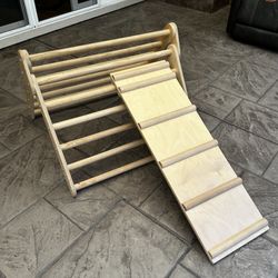 Pottery Barn Kids Lily & River Little Climber Pikler Triangle Set