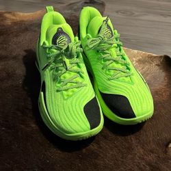 Curry 12 'Extraterrestrial'