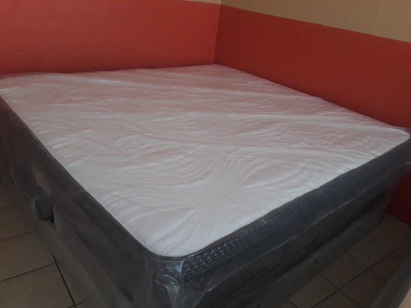 Pillow top king size set $349.99 mattress and box springs only 