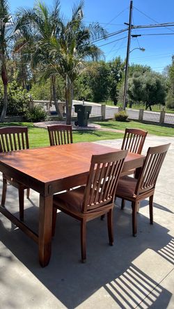 Dinning table