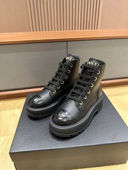 ✨Black boots 🖤