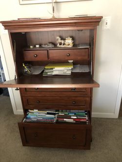 Gentlemen’s Cabinet 