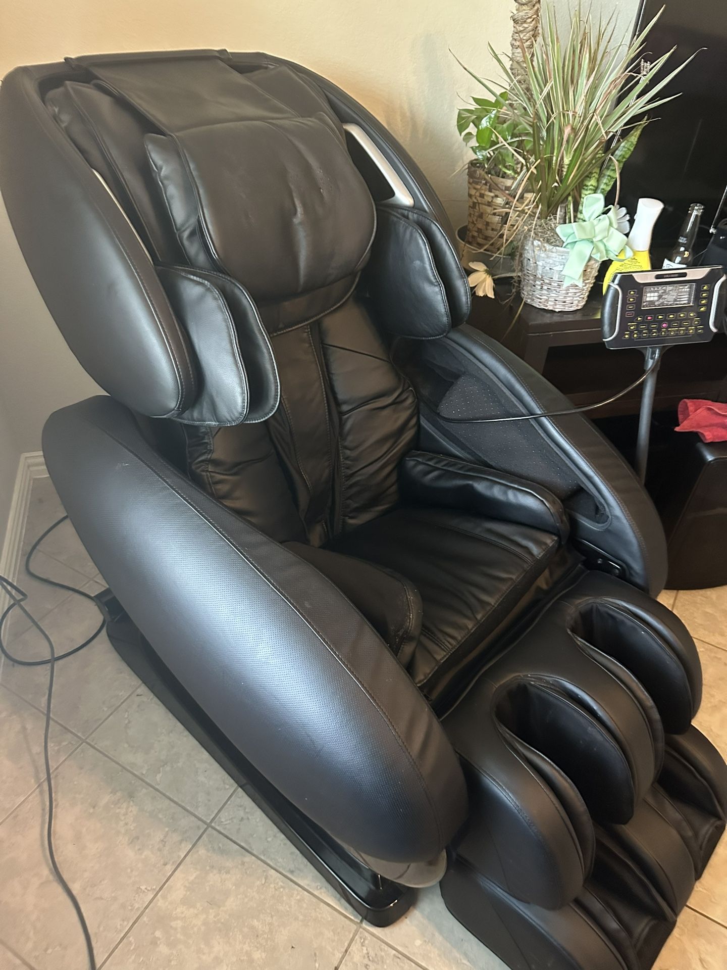 Diawa Relax 2 Zero 2.0 USJ9050 Massage Chair Great Condition Like new