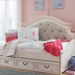 Ashley Twin Daybed 