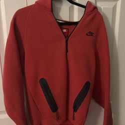 XL kids nike tech