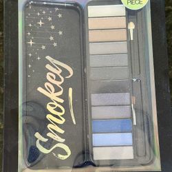 ~NIB The Color Workshop Smokey Palette Eyeshadows~